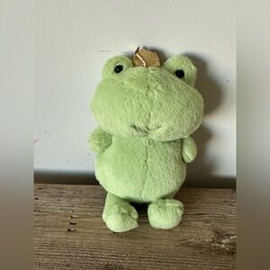 Jellycat Green Crowning Croaker Plush Frog with Gold Crown NWOT- prince frog